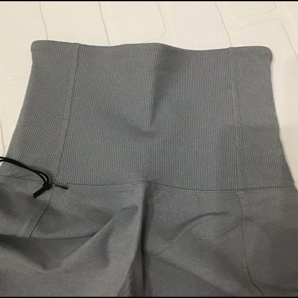 NWT pedal pusher pants leggings high rise gym training sports - Picture 9 of 13